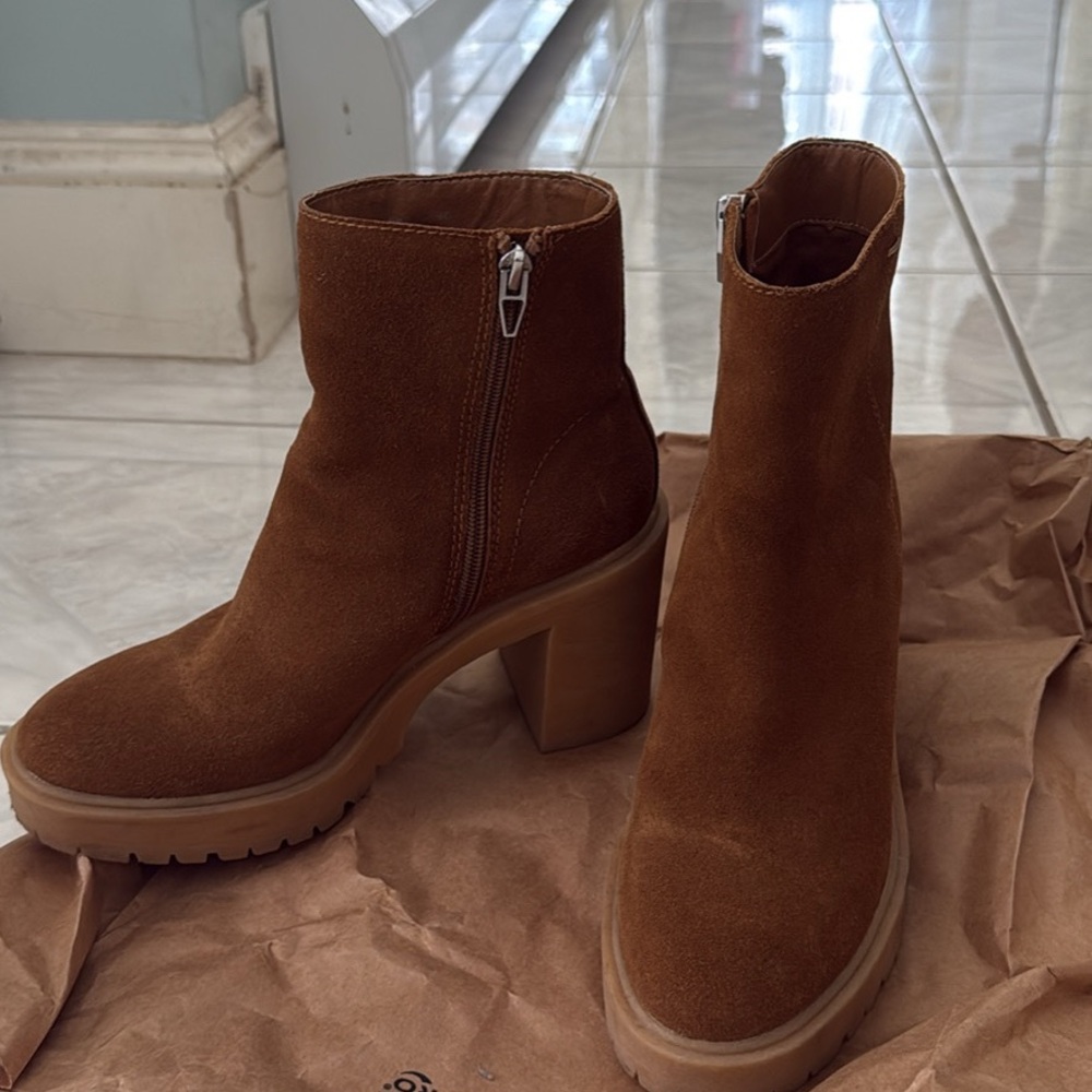 Dolce Vita suede boots